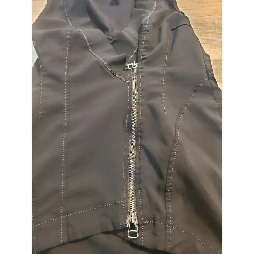 Unknown brand small womens zip up black high low vest